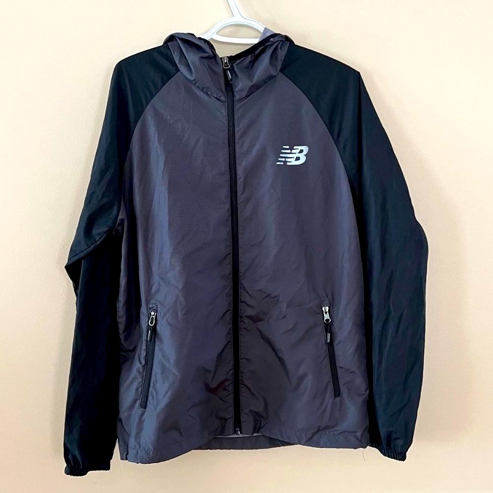 Men's New Balance Hooded Running Jacket Grey & Black Size Small